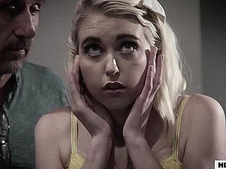 Big spannte Papa und Onkel fickt die Teenager - Chloe Kirsche
