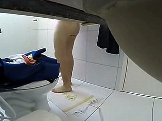 stepmoms پر بڑی گدی اور بال کی cunt جاسوسی