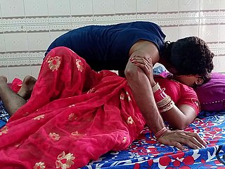 Lần đầu tiên xxx thô chết tiệt đau đớn Maid con gái mới kết hôn