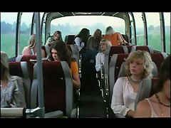 Schulmadchen-Báo cáo 8 (1974)