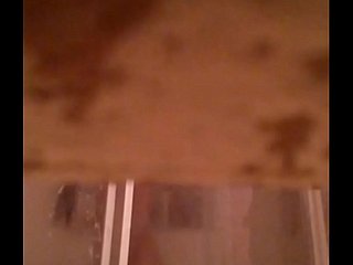 espiando a una china en la ducha