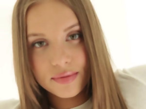 jeune adolescent aime grosse snack noire