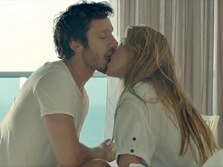 One of a pair Suárez empty in all directions sex scene