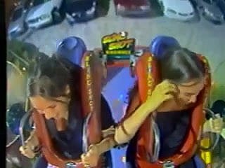 อ๊ะ Heavy Knockers & amp; หัวนมในรถไฟเหาะ (รวบรวม)